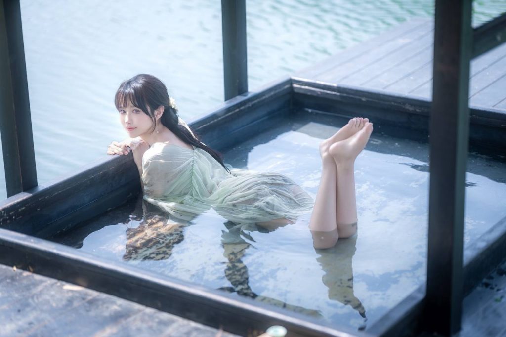 Shika小鹿鹿 江南水色 [66P,3V-1.04GB]-COSX写真网