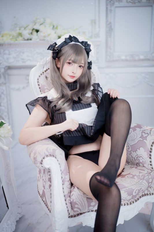 神楽坂真冬 真冬 – 妄想女仆 [75P,2V-465MB]-COSX写真网
