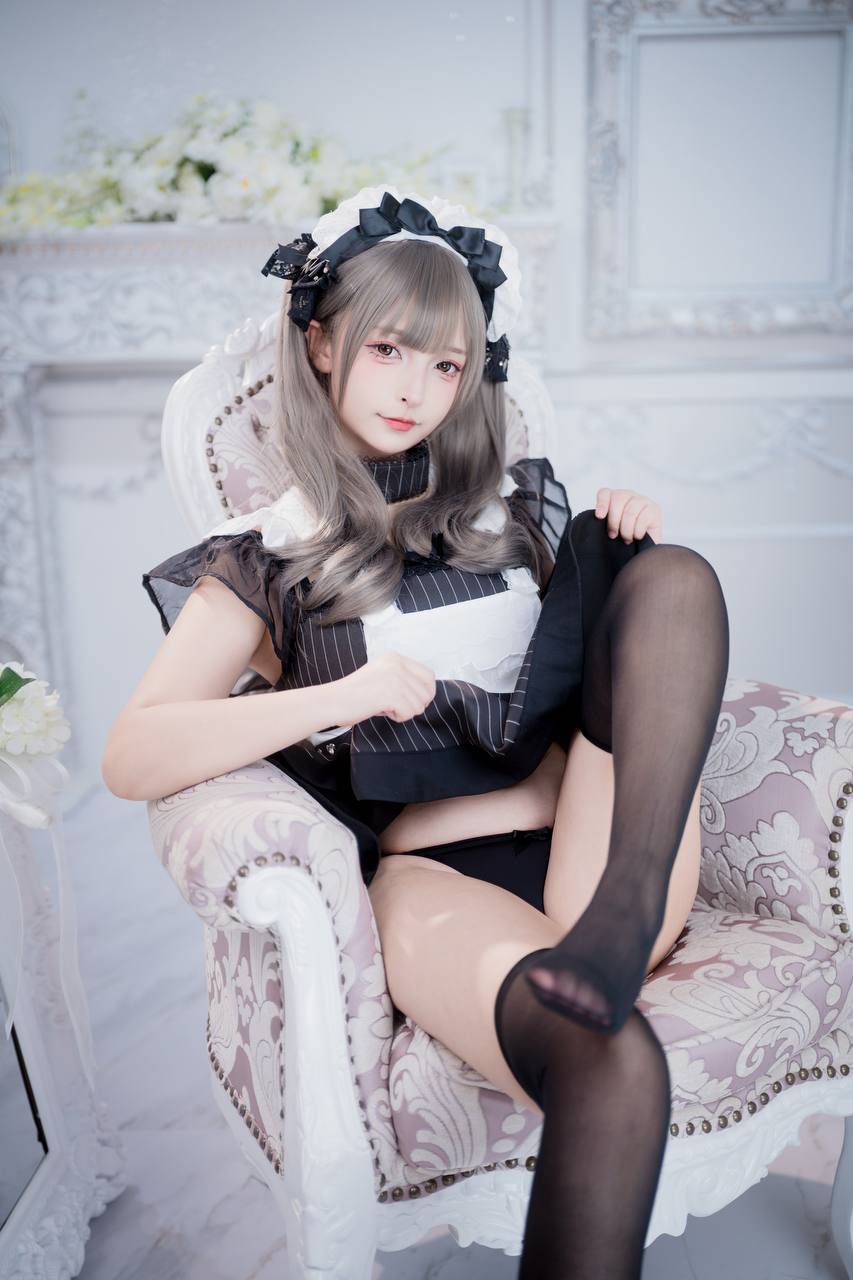 神楽坂真冬 真冬 – 妄想女仆 [75P,2V-465MB]-COSX写真网