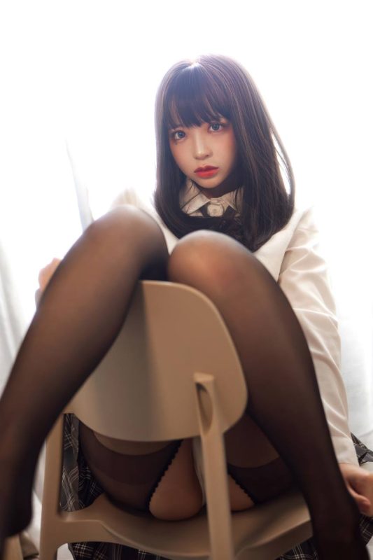 疯猫ss 黑丝格子裙 [40P-260MB]-COSX写真网