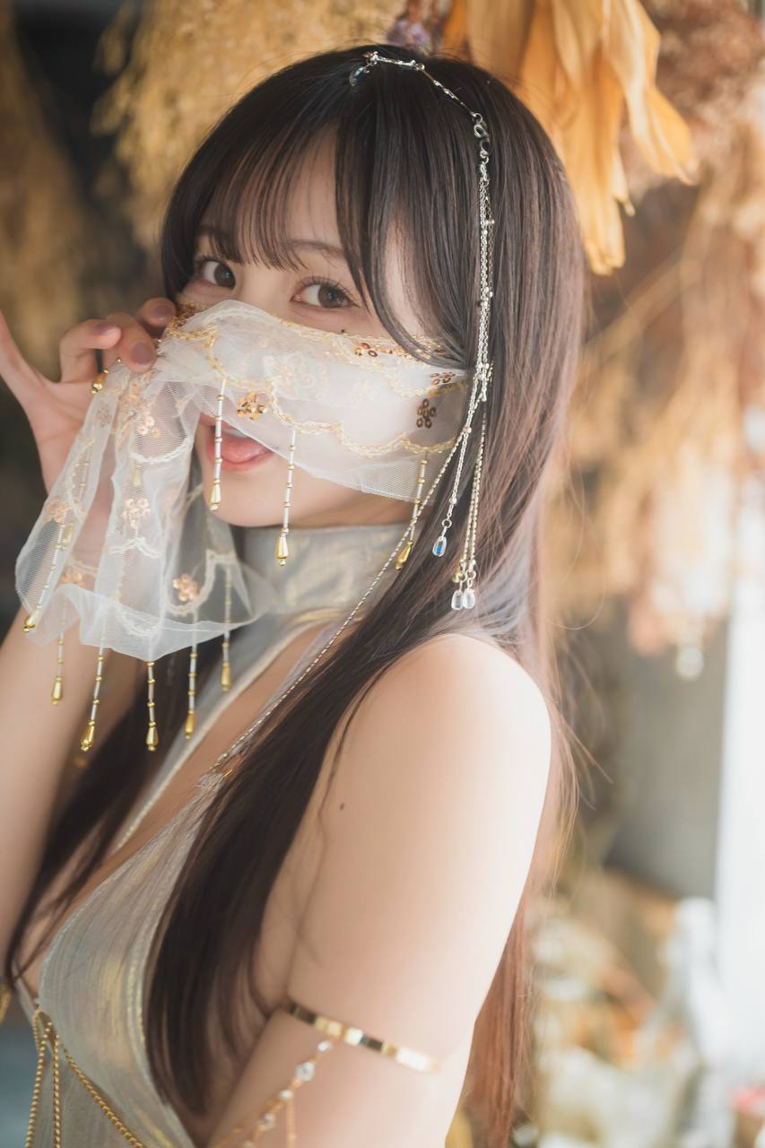 图片[3]-けん研 Fantia-Crystal 2026生誕写真集 [202P-3.31GB]-COSX写真网